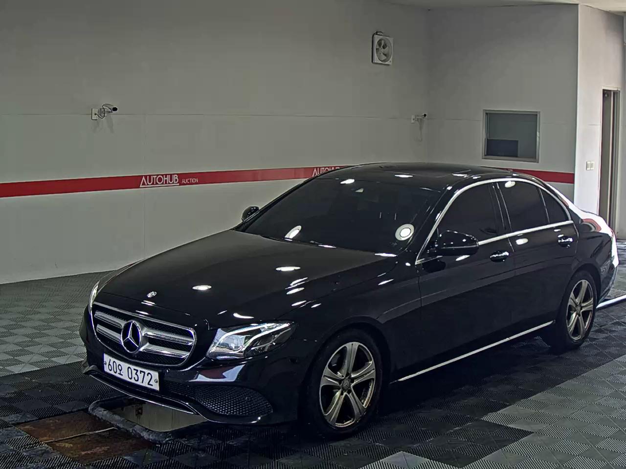 MERCEDES-BENZ CLASS (5TH GEN) AVANTGARDE