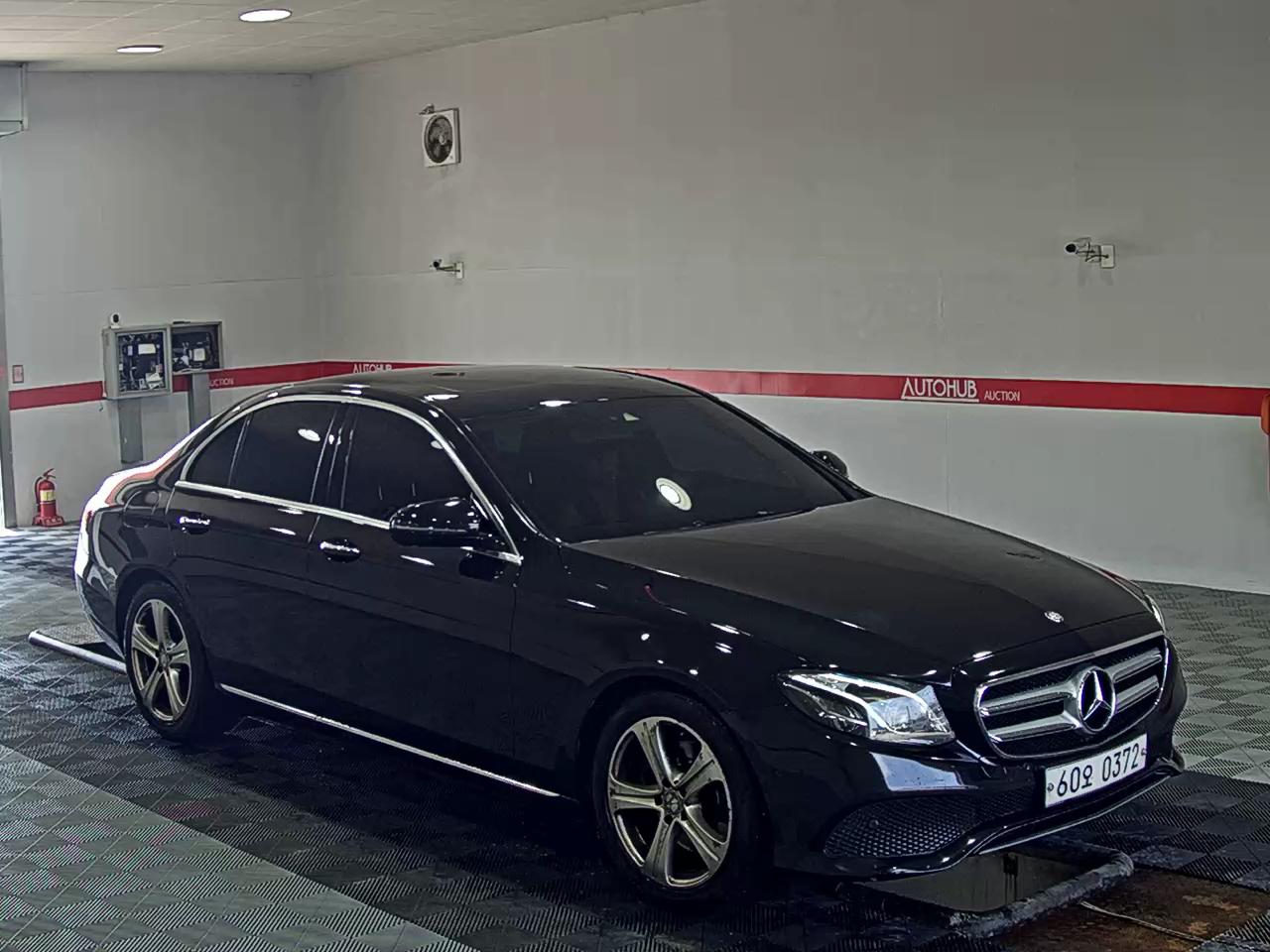 2017 - mercedes-benz e220d