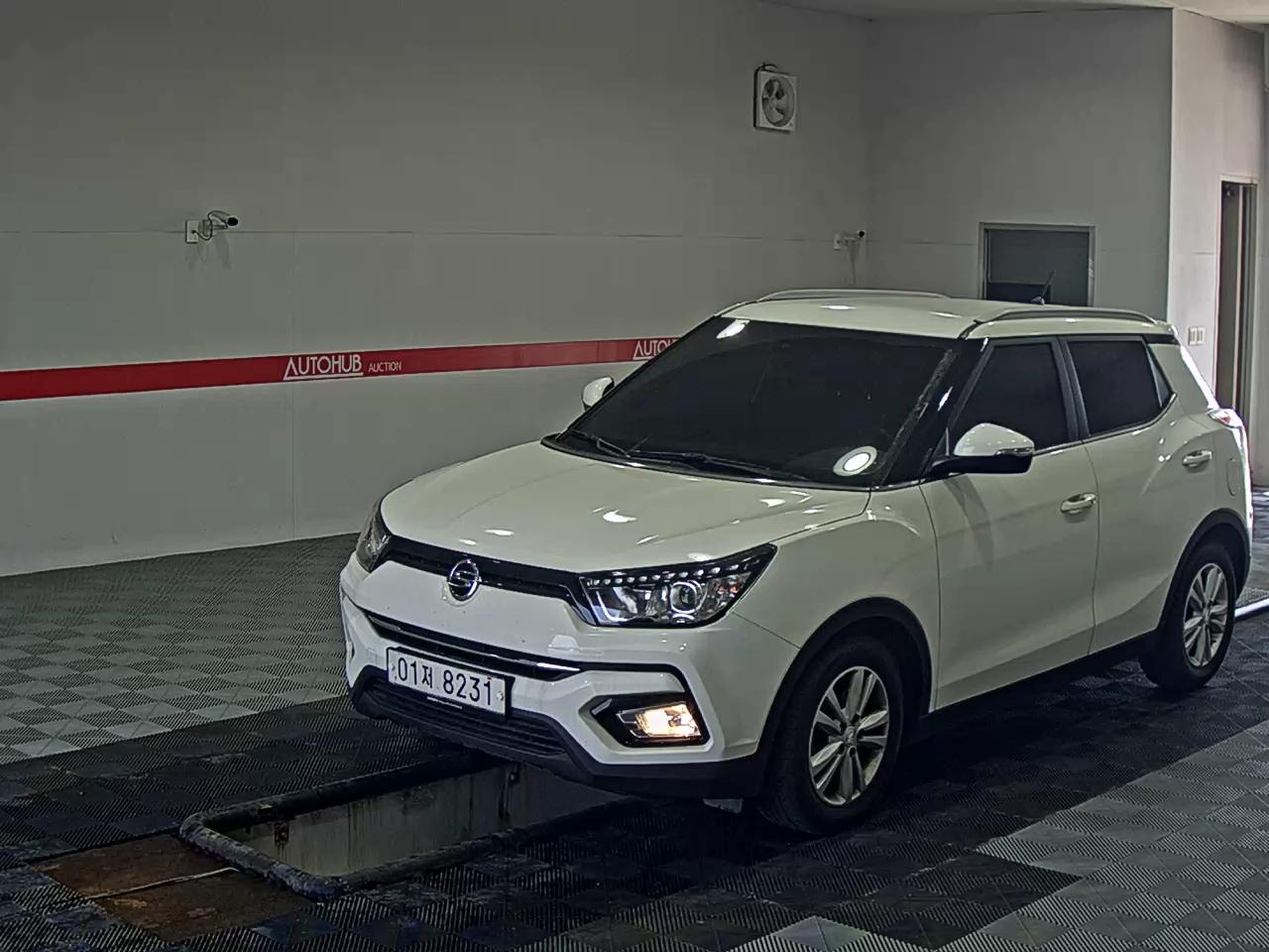 KG MOBILITY (SSANGYONG) TIVOLI ARMOUR VX