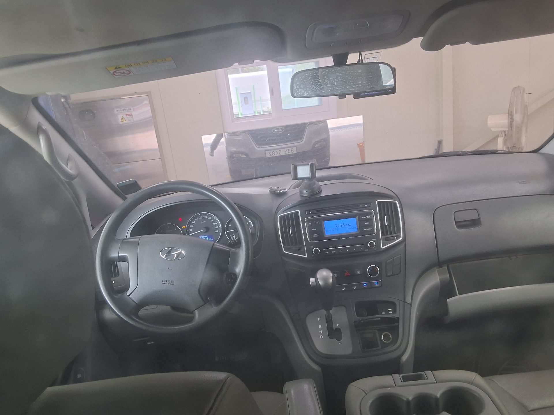 2019 - hyundai grand starex