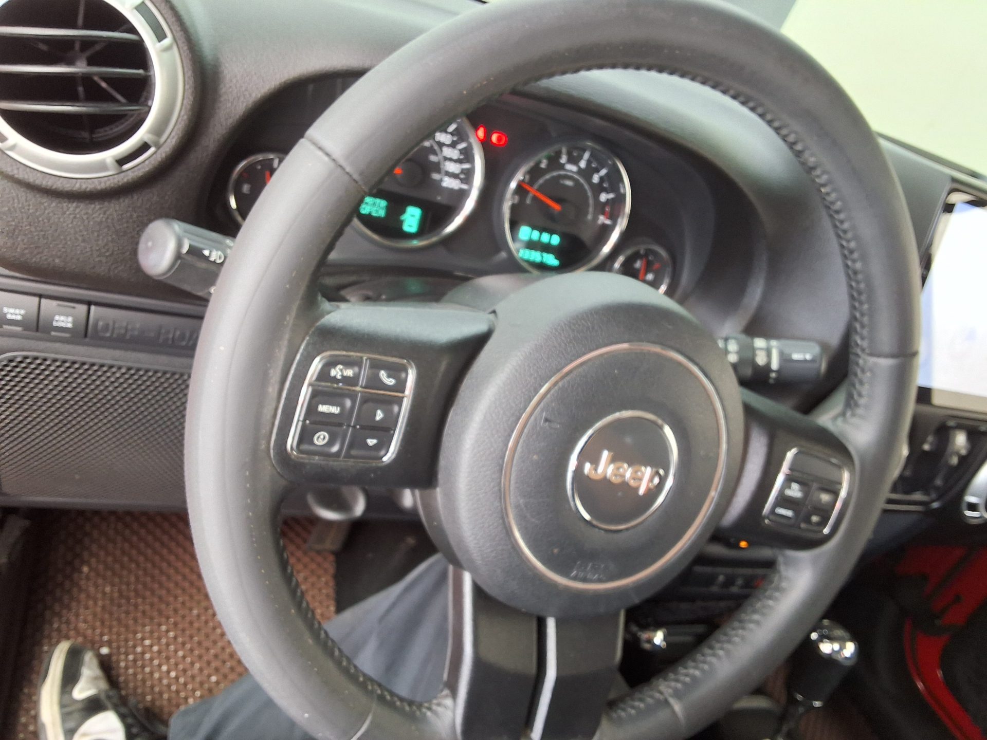 2016 - jeep wrangler