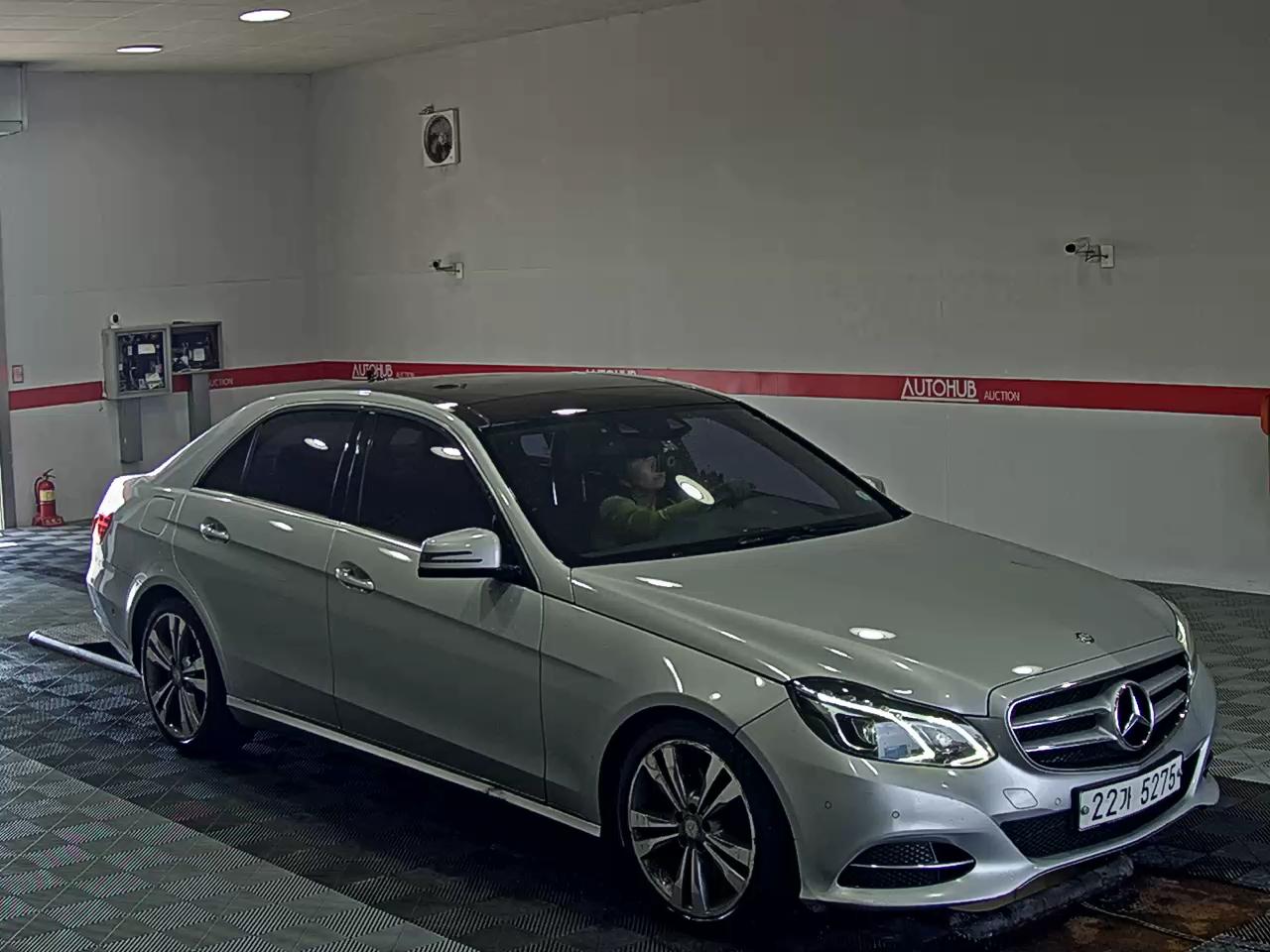 2014 - mercedes-benz e300