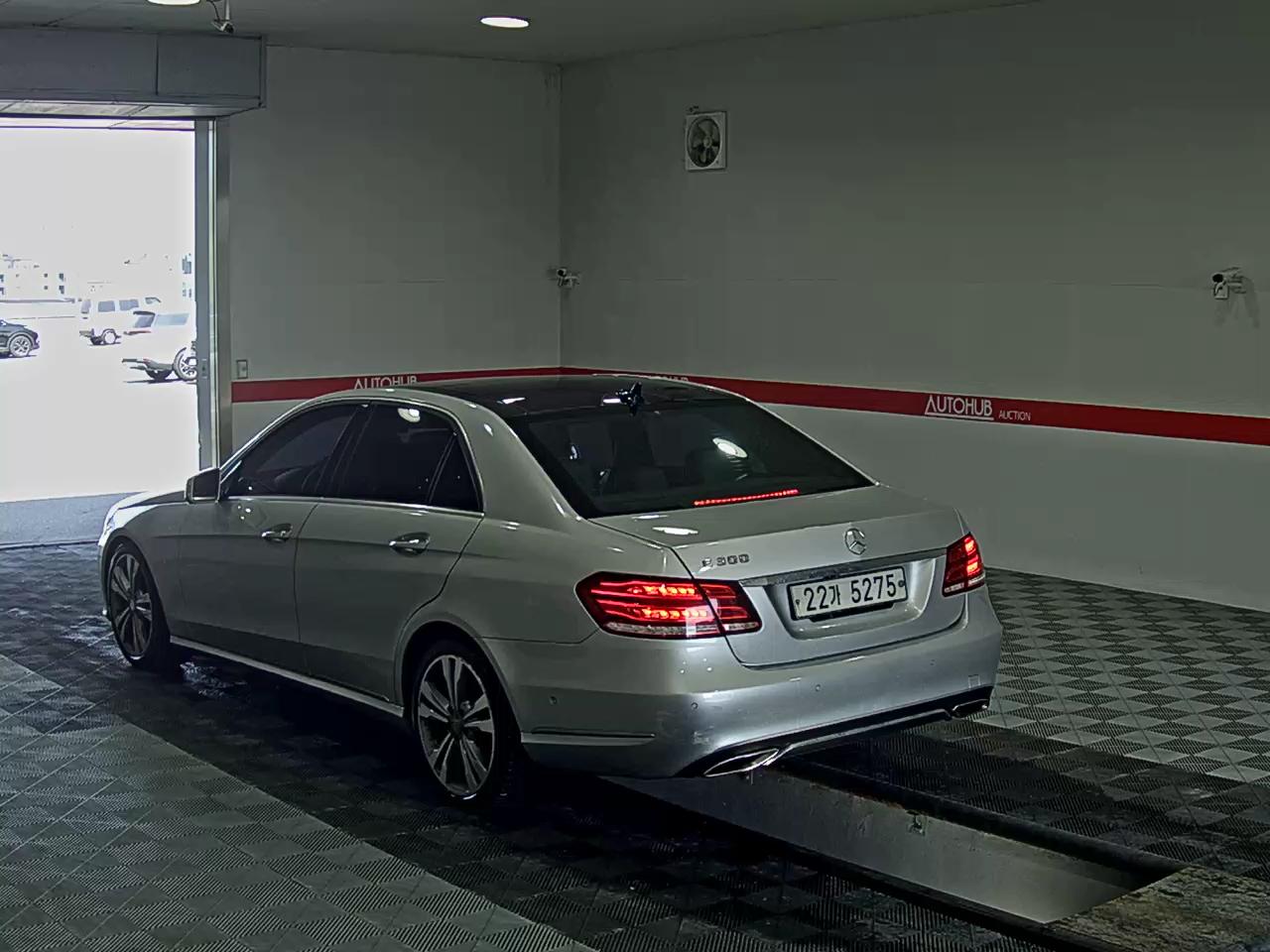 2014 - mercedes-benz e300