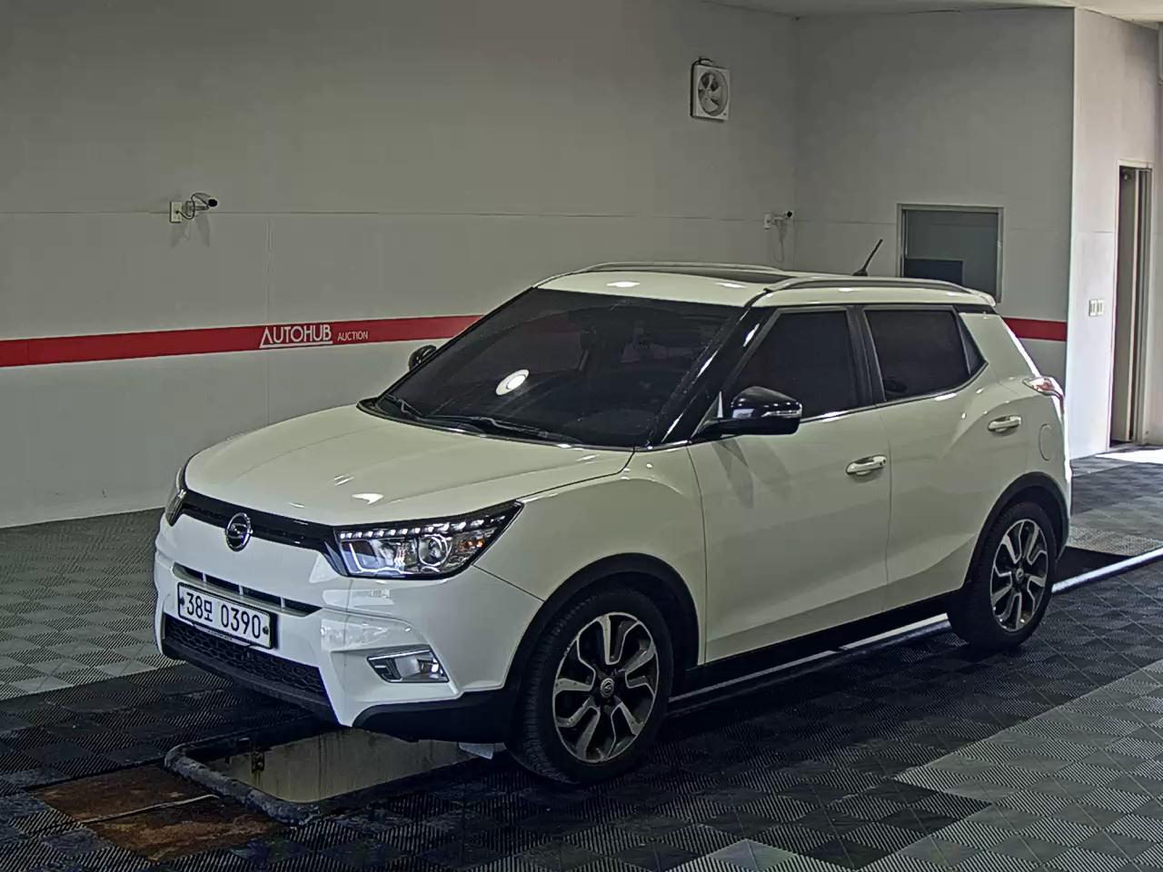 KG MOBILITY (SSANGYONG) TIVOLI VX