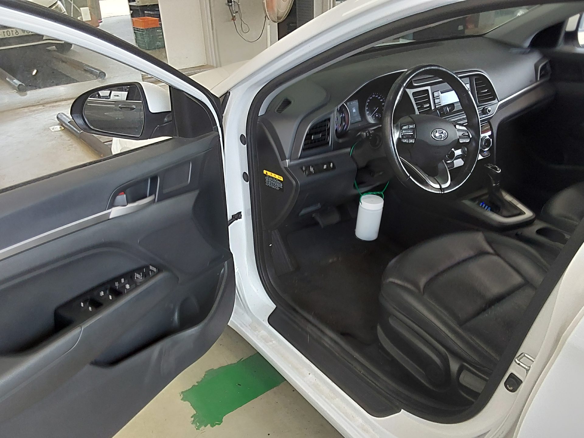 2019 - hyundai avante