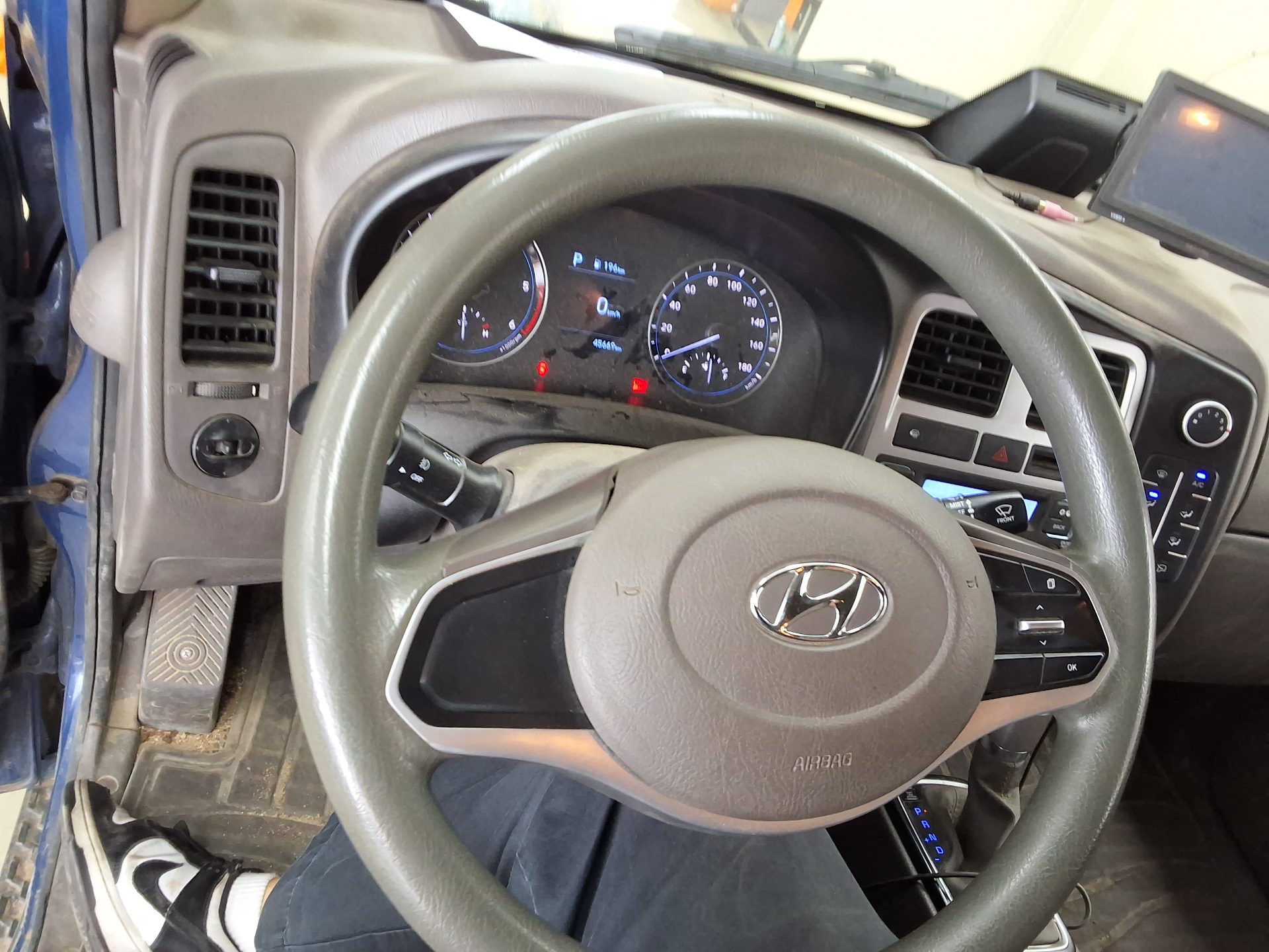 2022 - hyundai porter