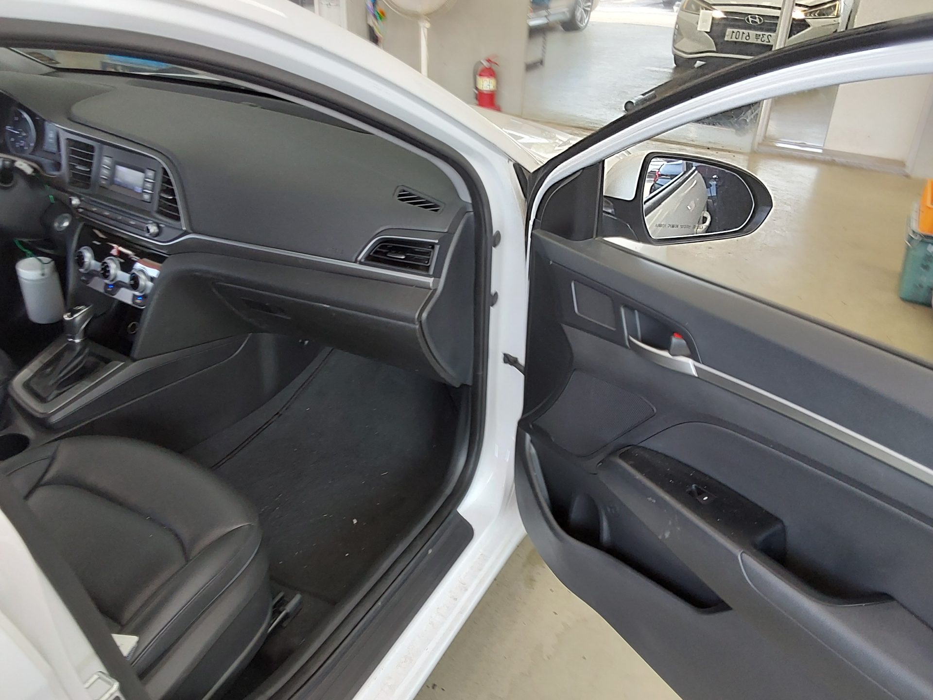 2019 - hyundai avante