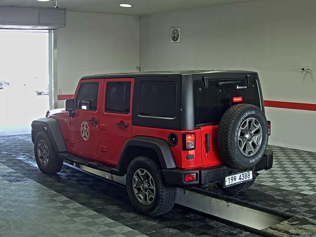 2016 - jeep wrangler