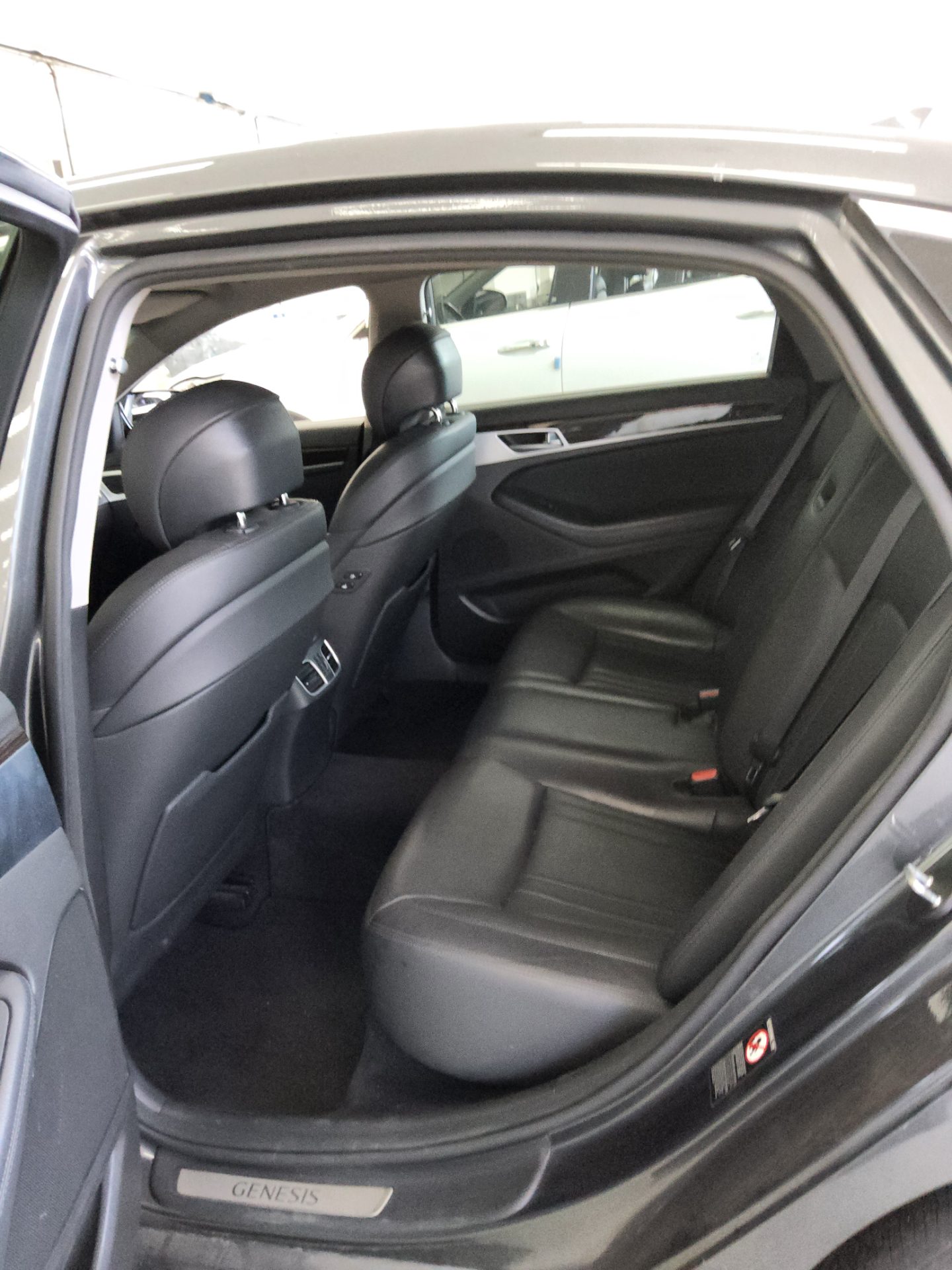 2018 - genesis g80