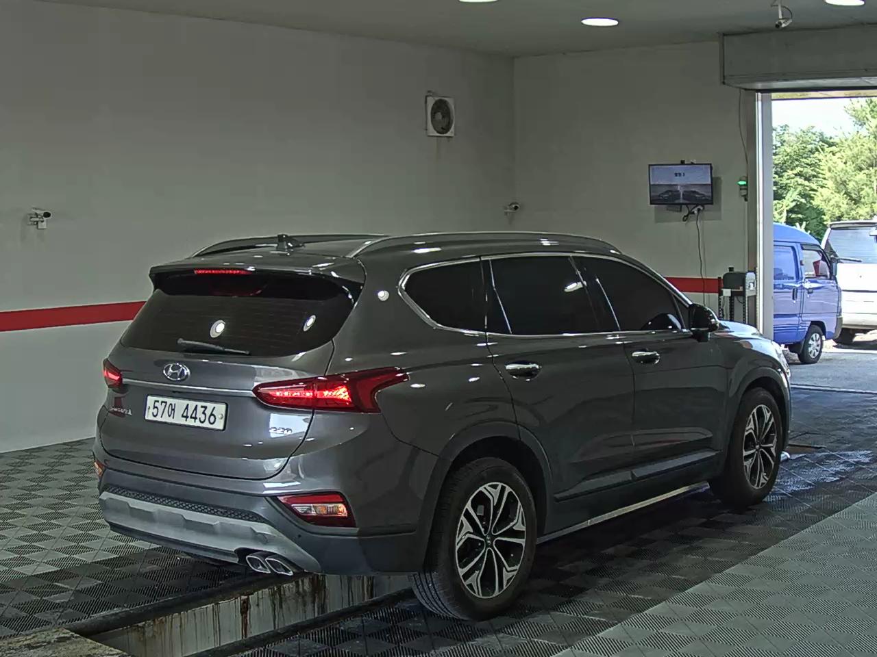 2019 - hyundai santa fe
