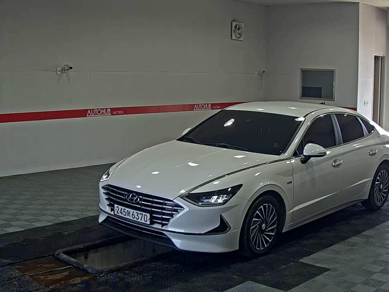 HYUNDAI SONATA (DN8) HEV