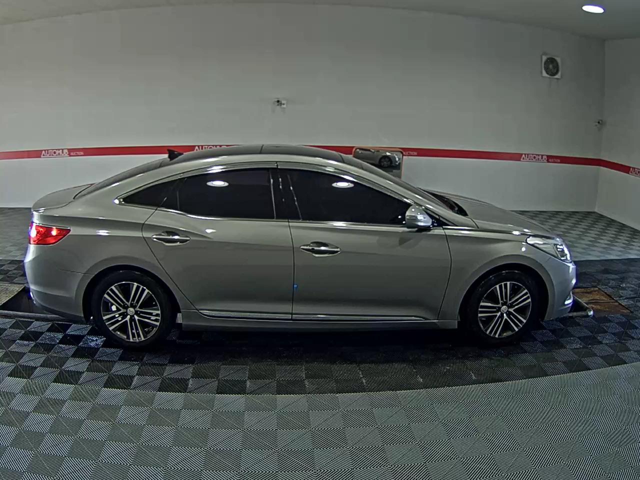 2014 - hyundai grandeur