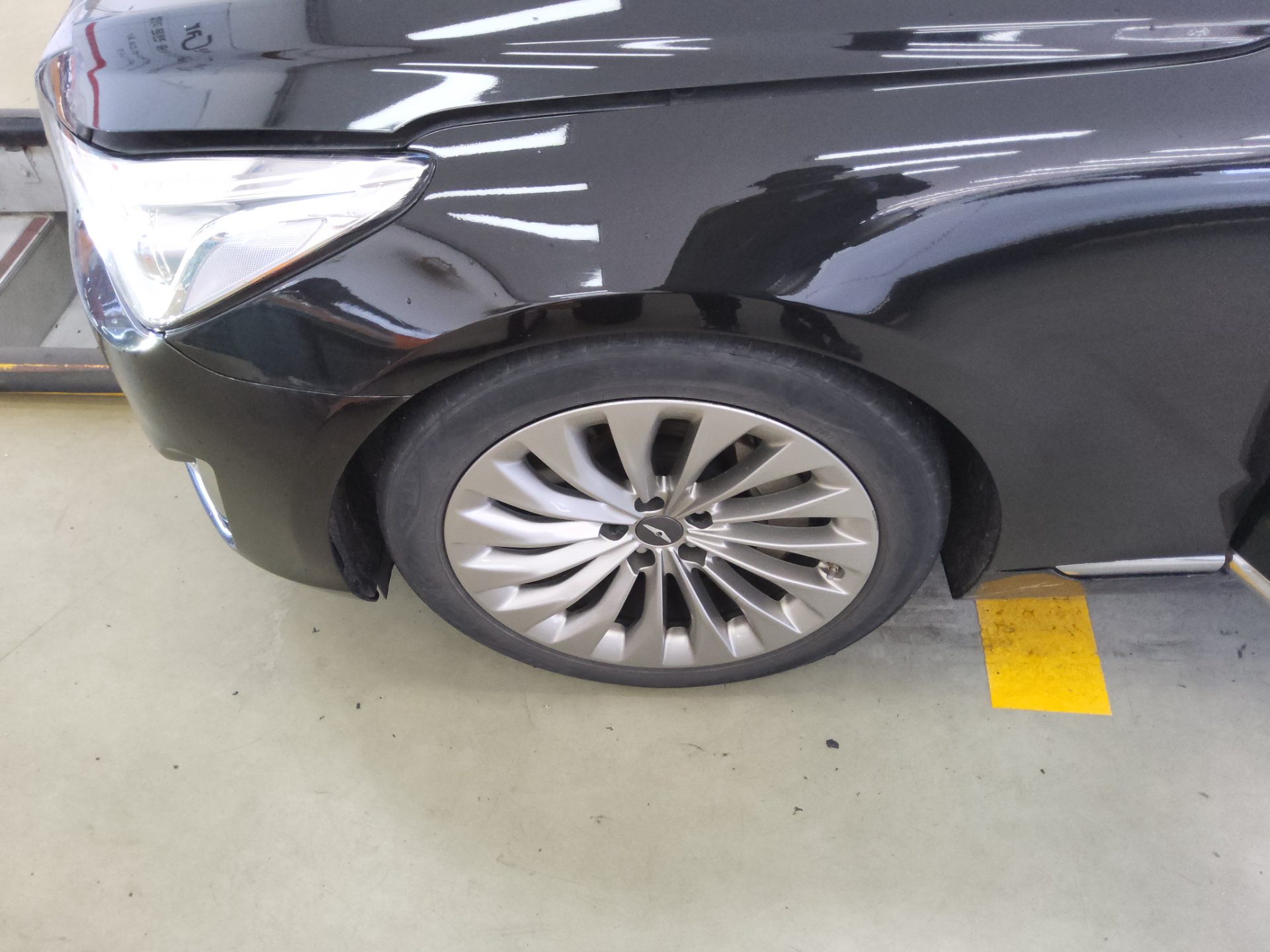 2018 - genesis eq900