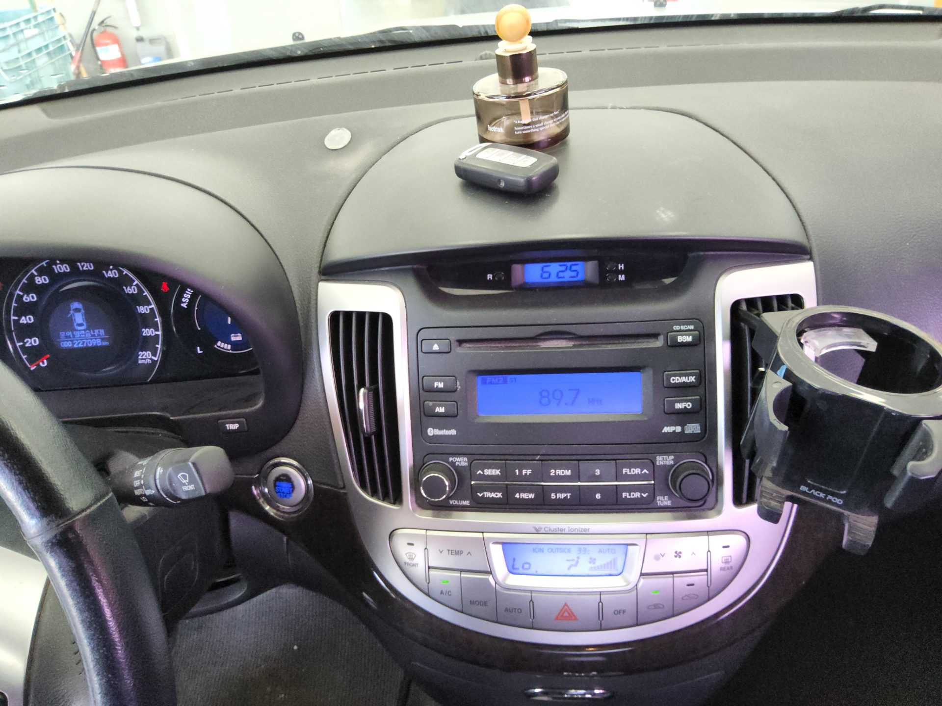 2014 - hyundai avante