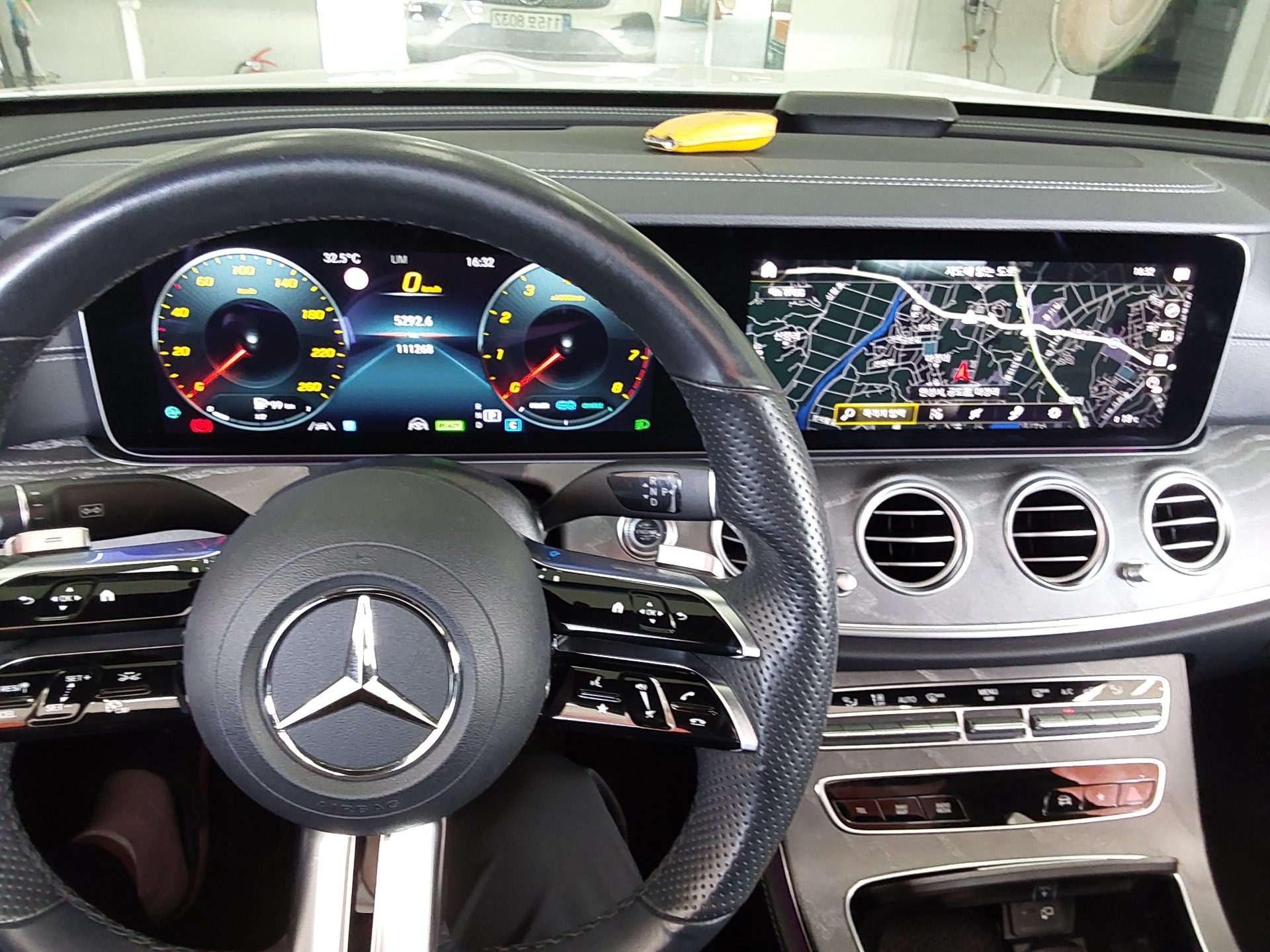 2022 - mercedes-benz e350