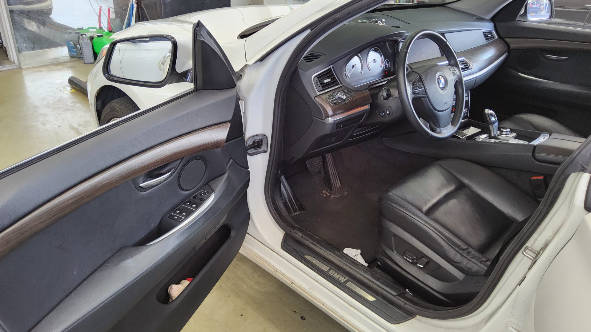 2013 - bmw gran turismo