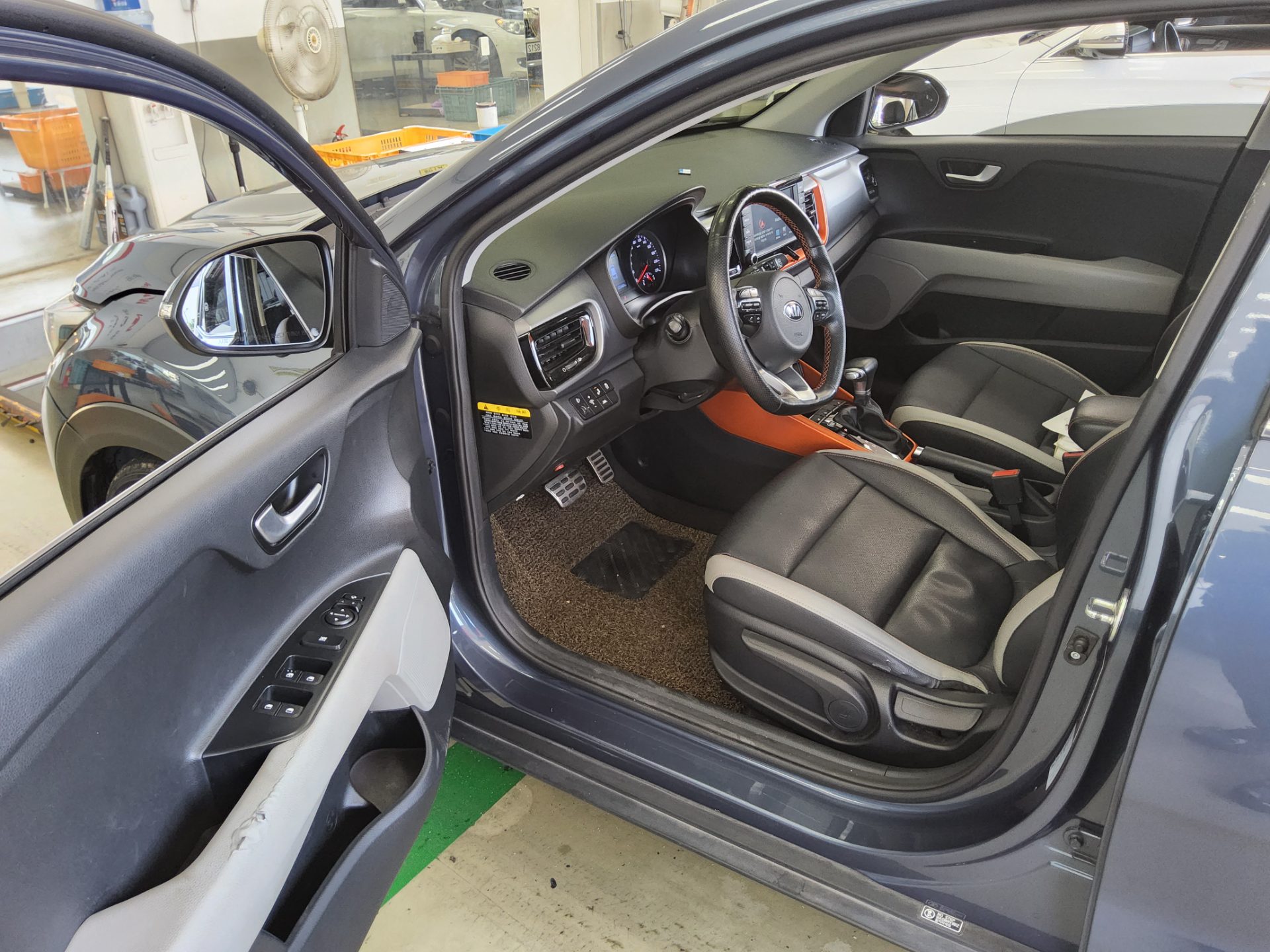 2018 - kia stonic