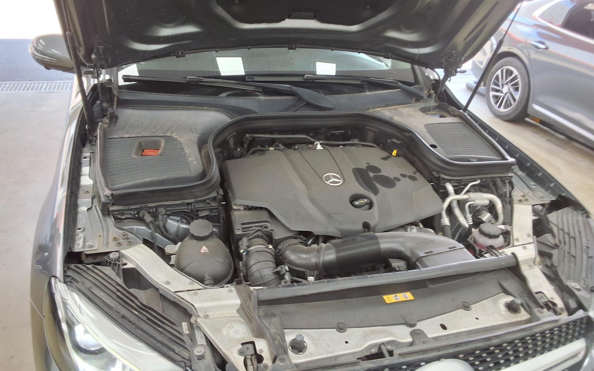 2018 - mercedes-benz glc 220d
