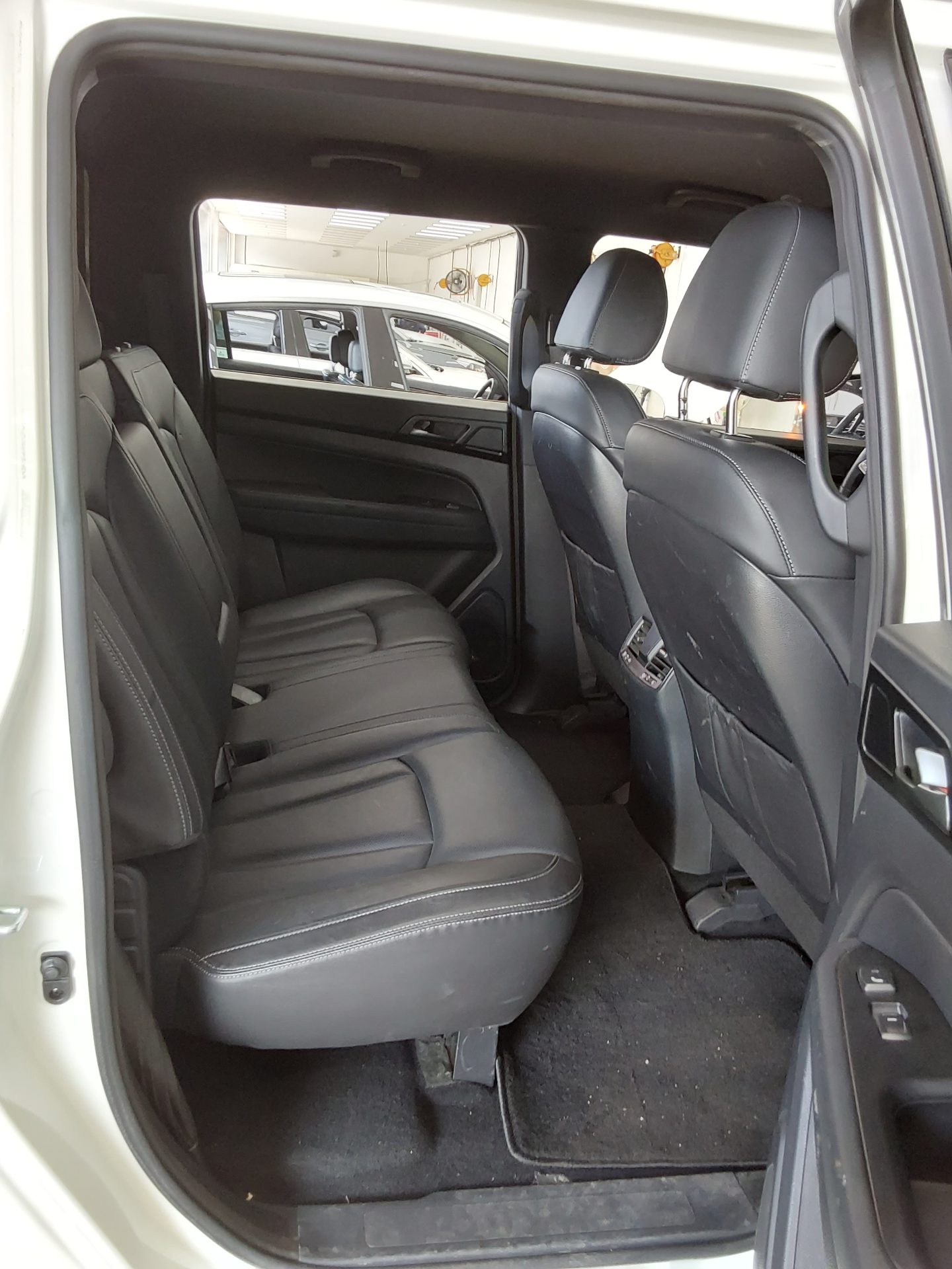 2021 - ssangyong rexton