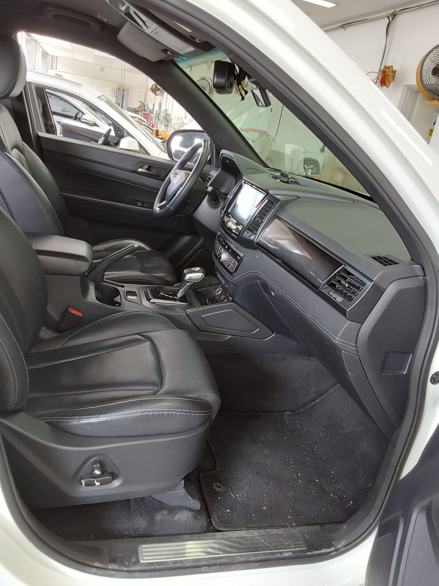2021 - ssangyong rexton