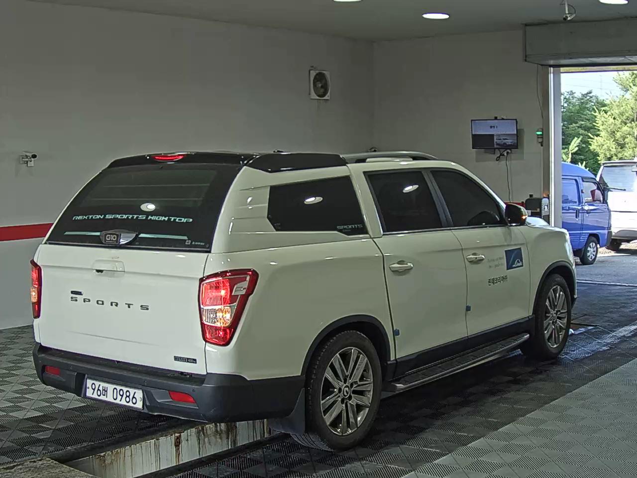 2021 - ssangyong rexton