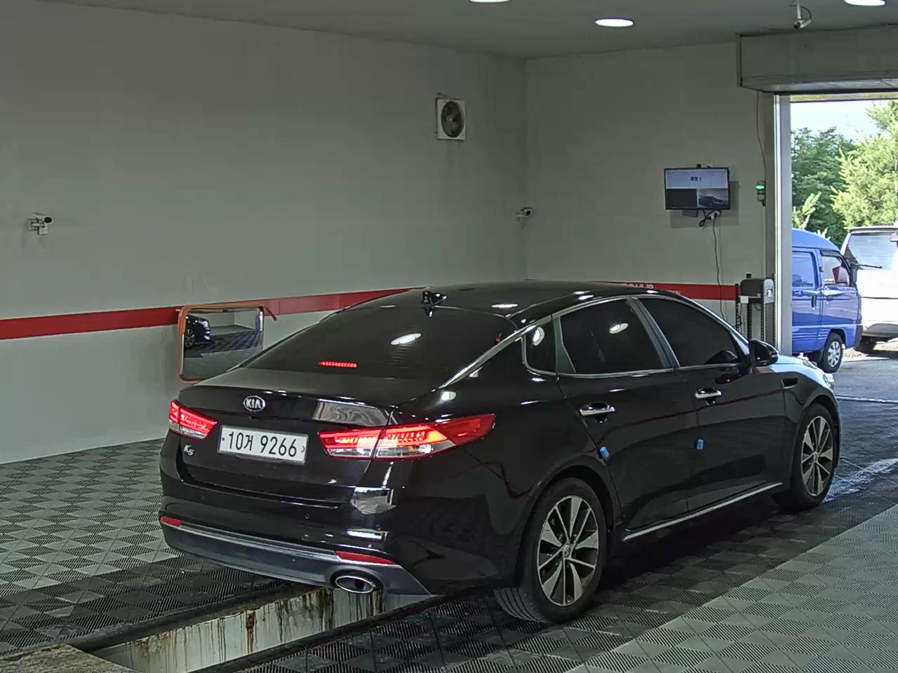 2016 - kia k5