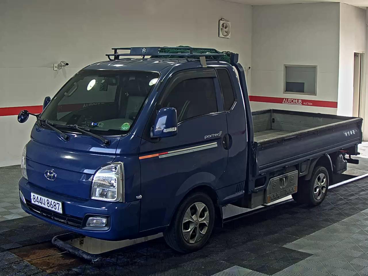 HYUNDAI PORTER II SUPER CAB EXTRA WHEELBASE