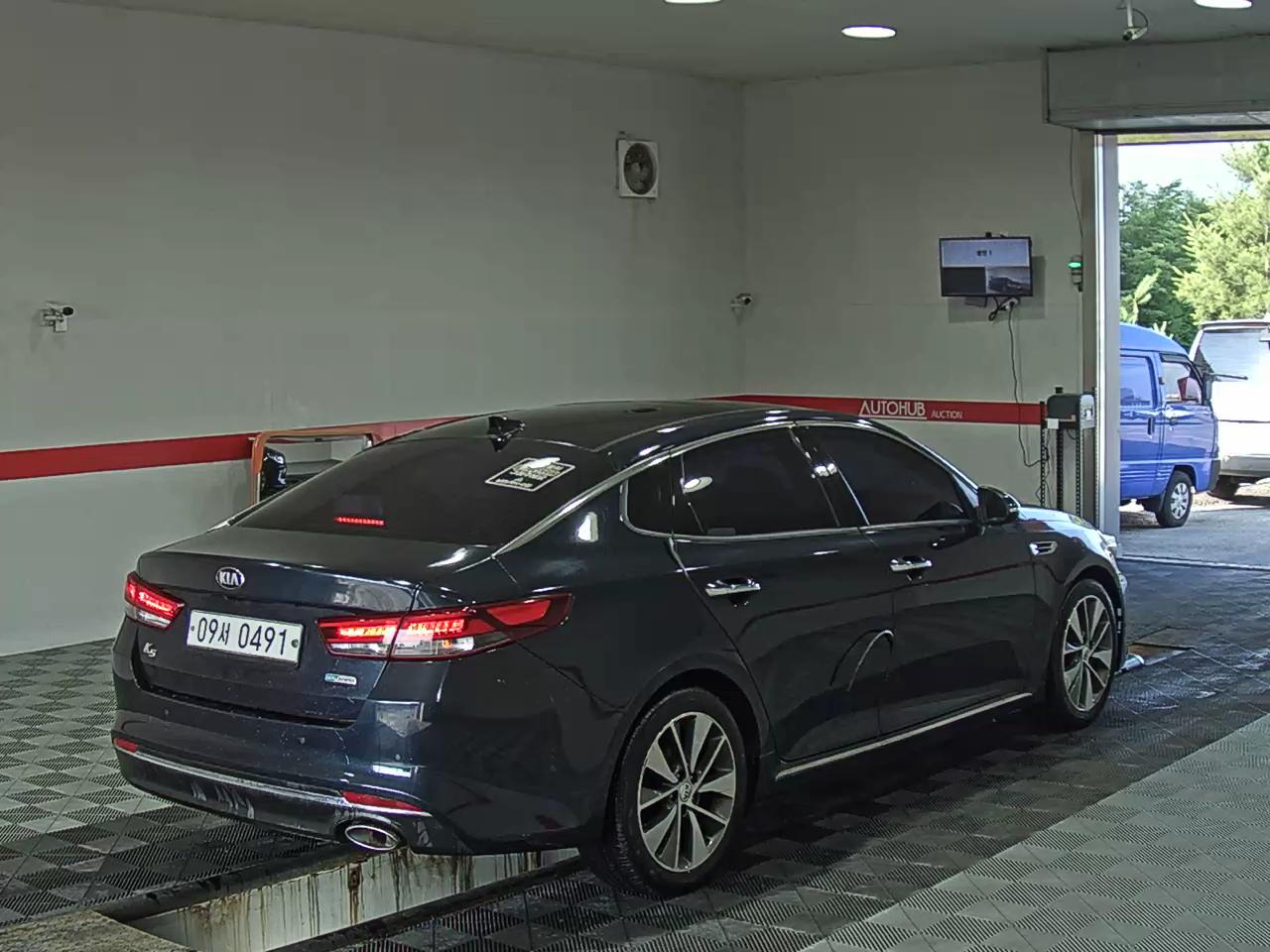 2016 - kia k5