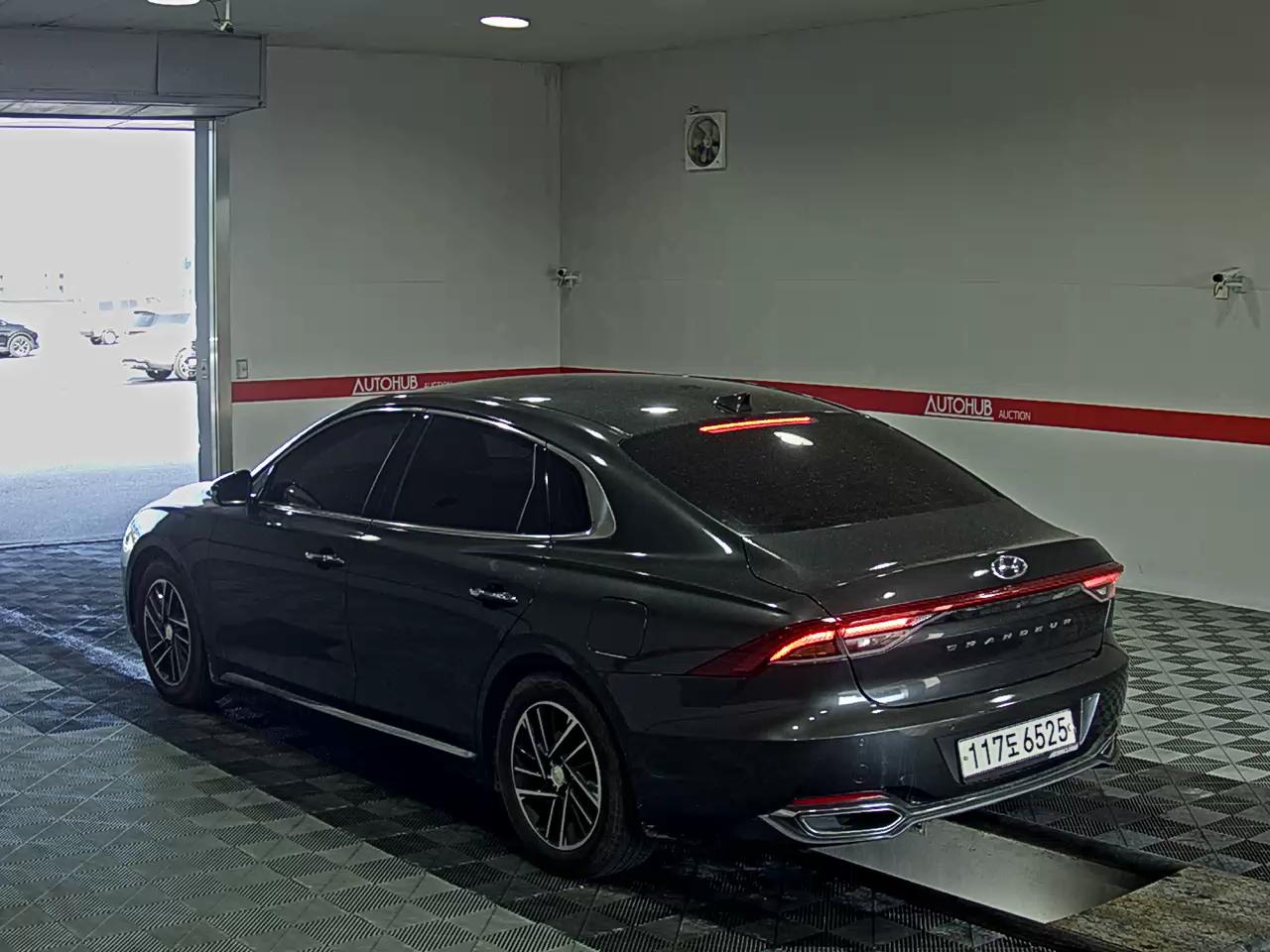 2021 - hyundai grandeur