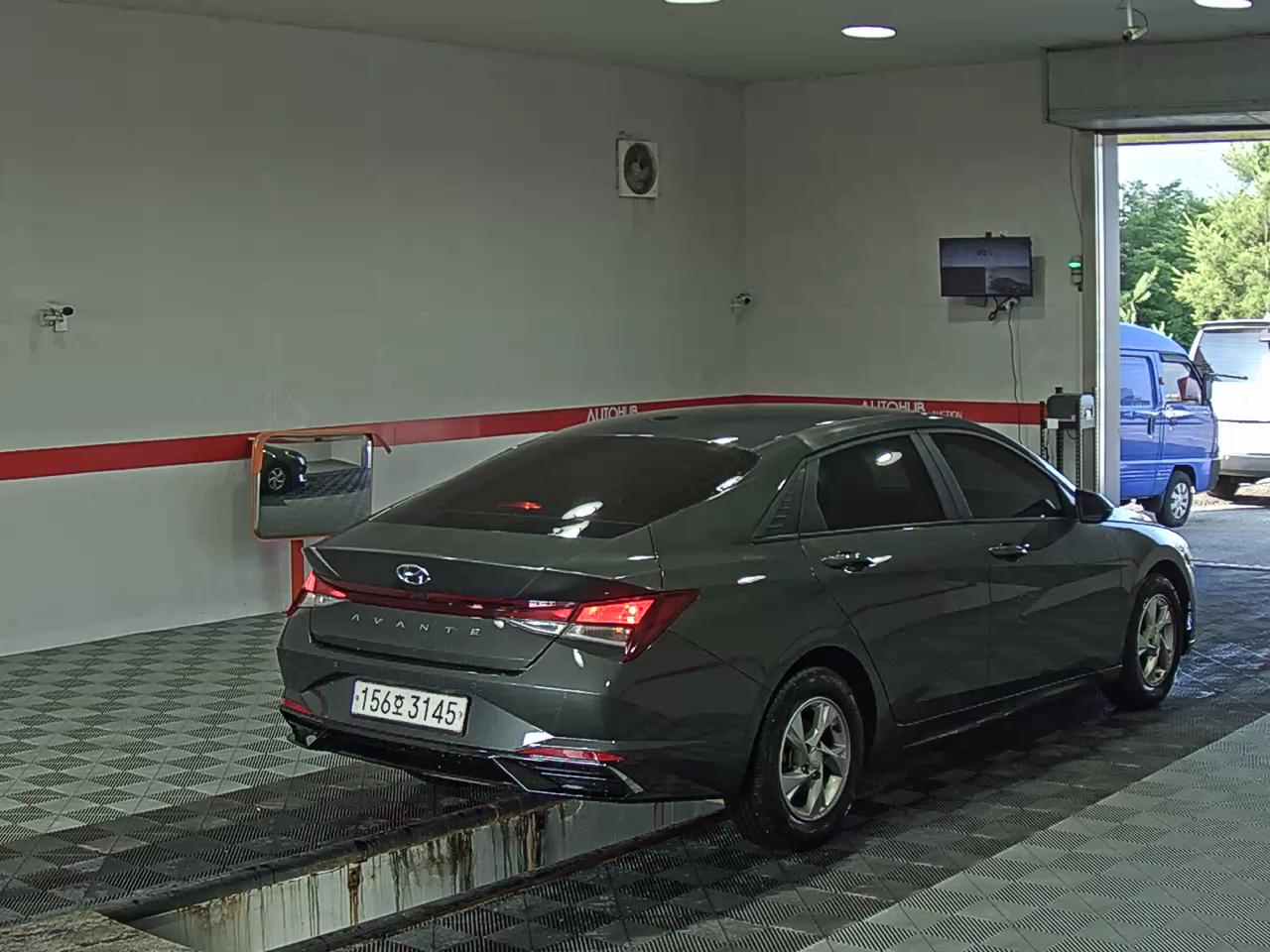 2021 - hyundai avante