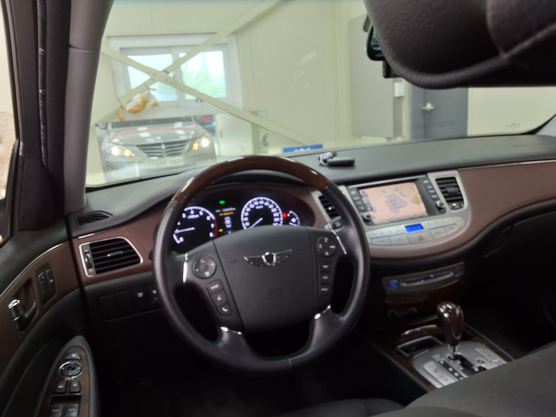 2011 - hyundai bh