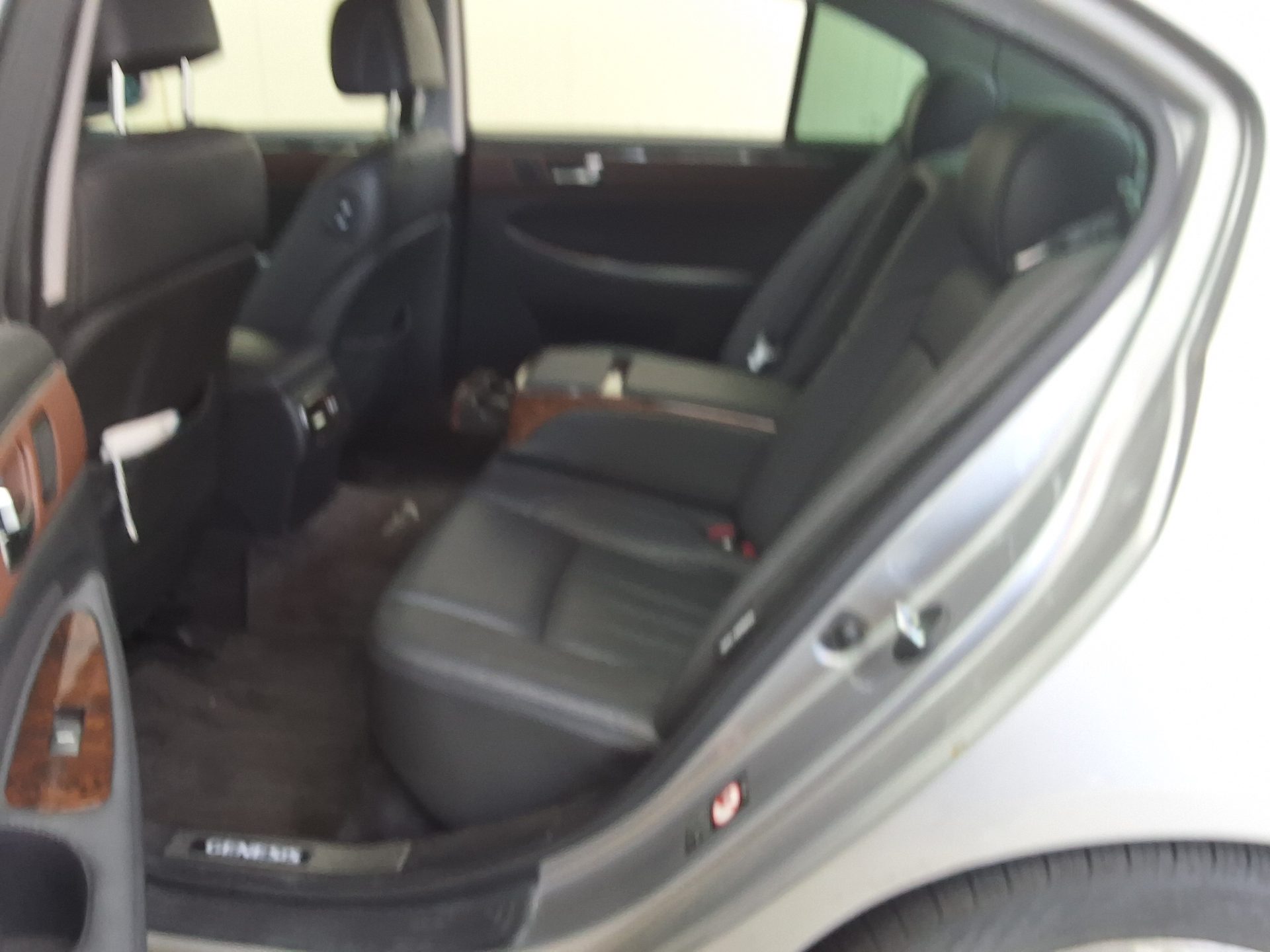 2011 - hyundai bh