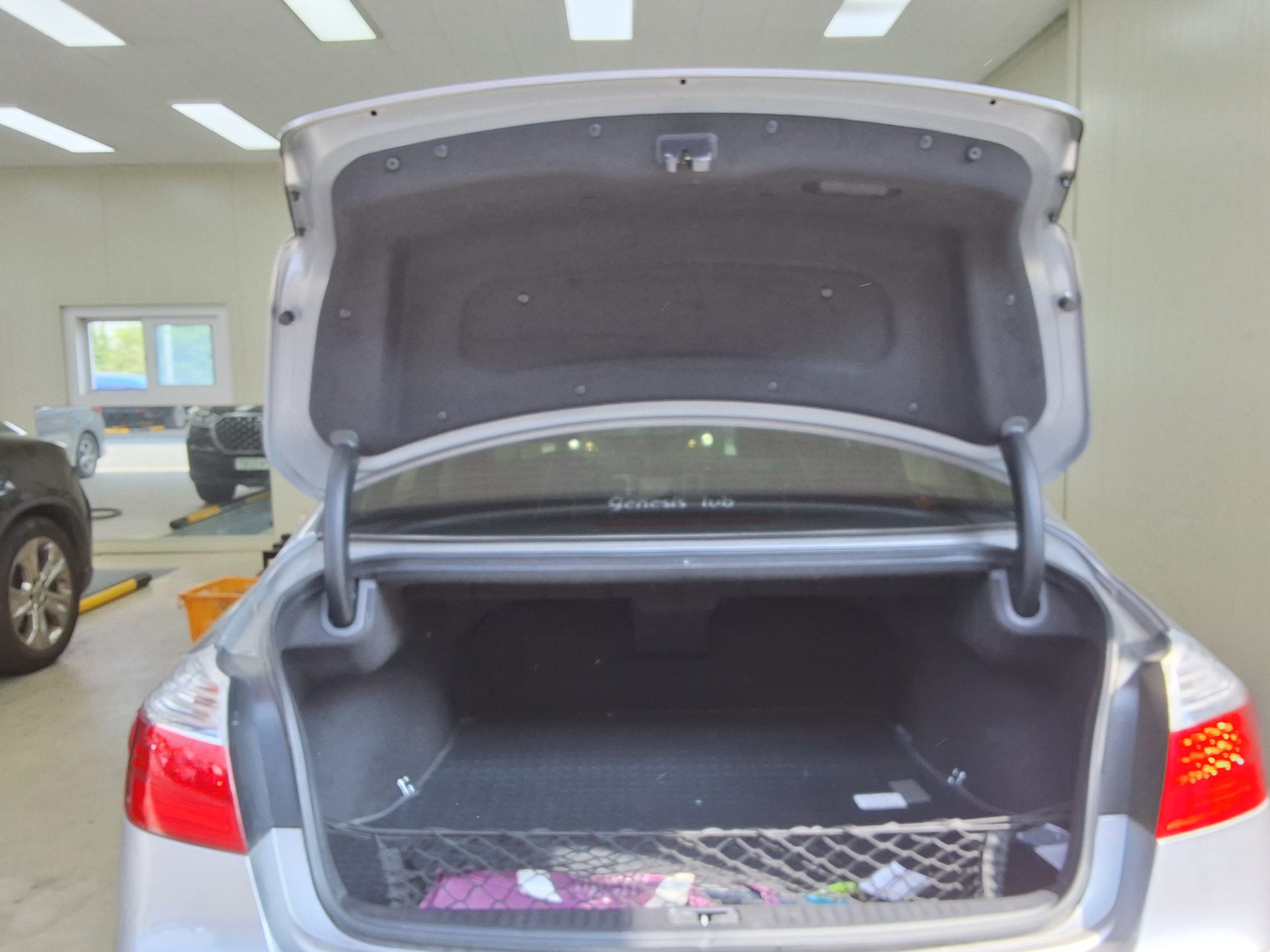 2011 - hyundai bh