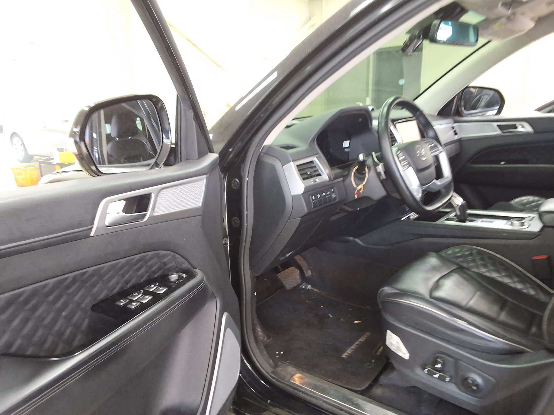 2021 - ssangyong rexton