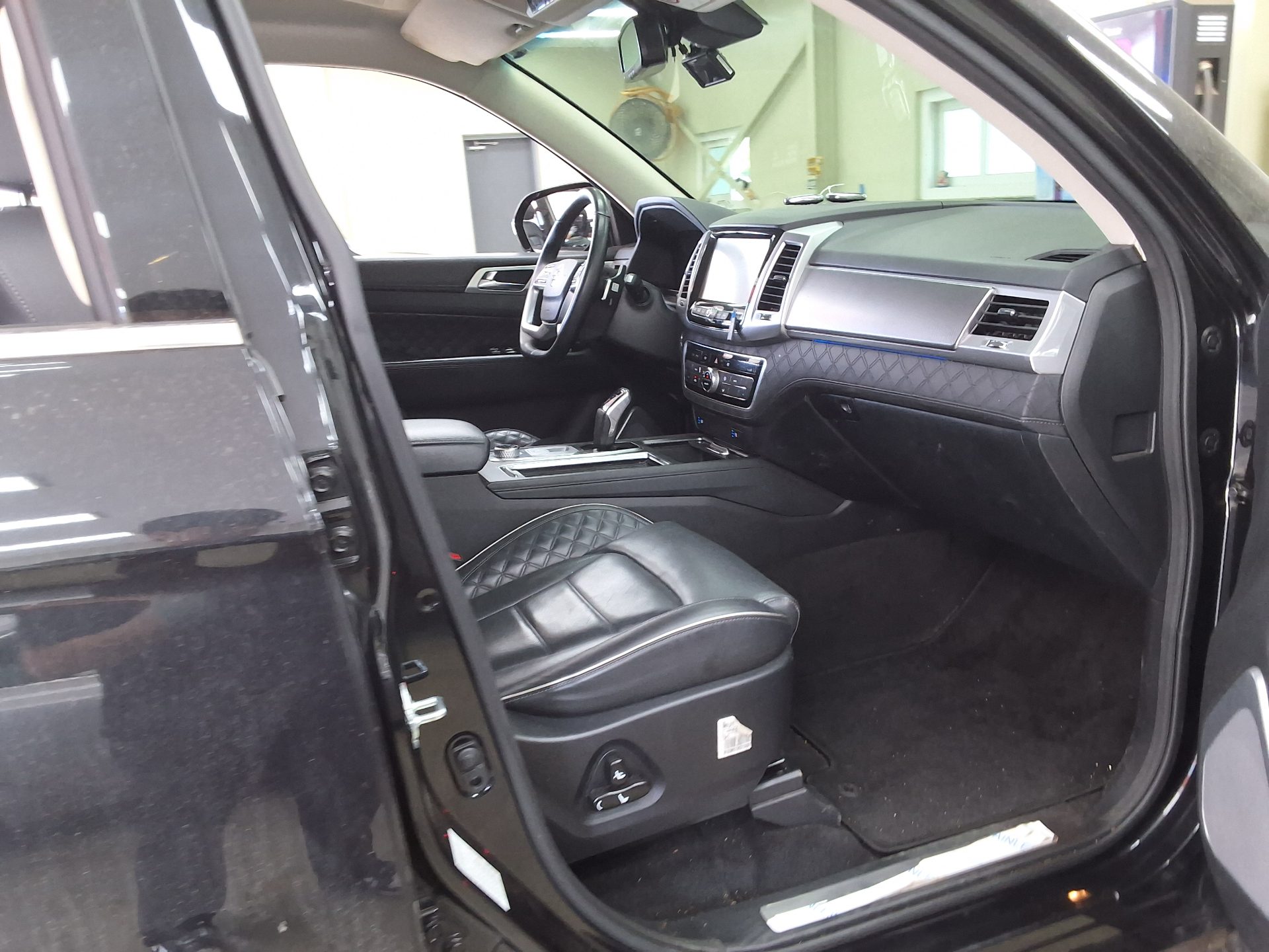 2021 - ssangyong rexton