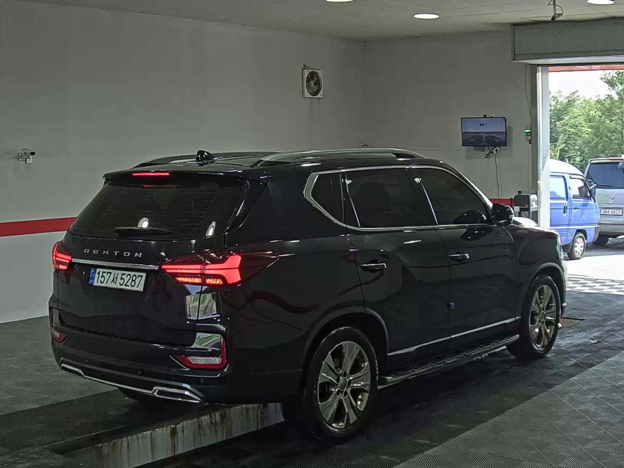 2021 - ssangyong rexton