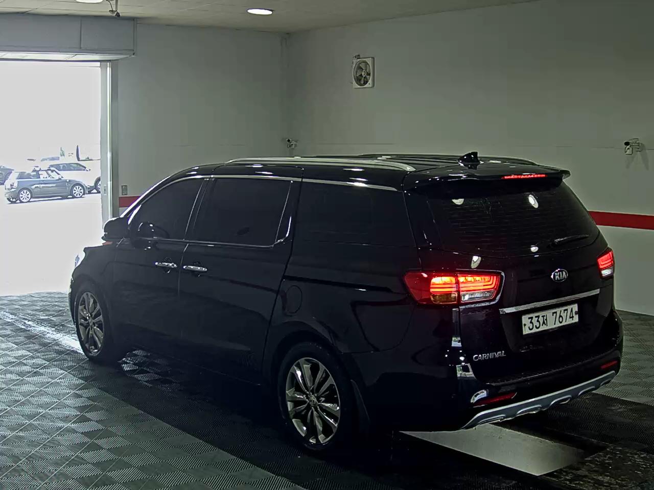 2016 - kia carnival