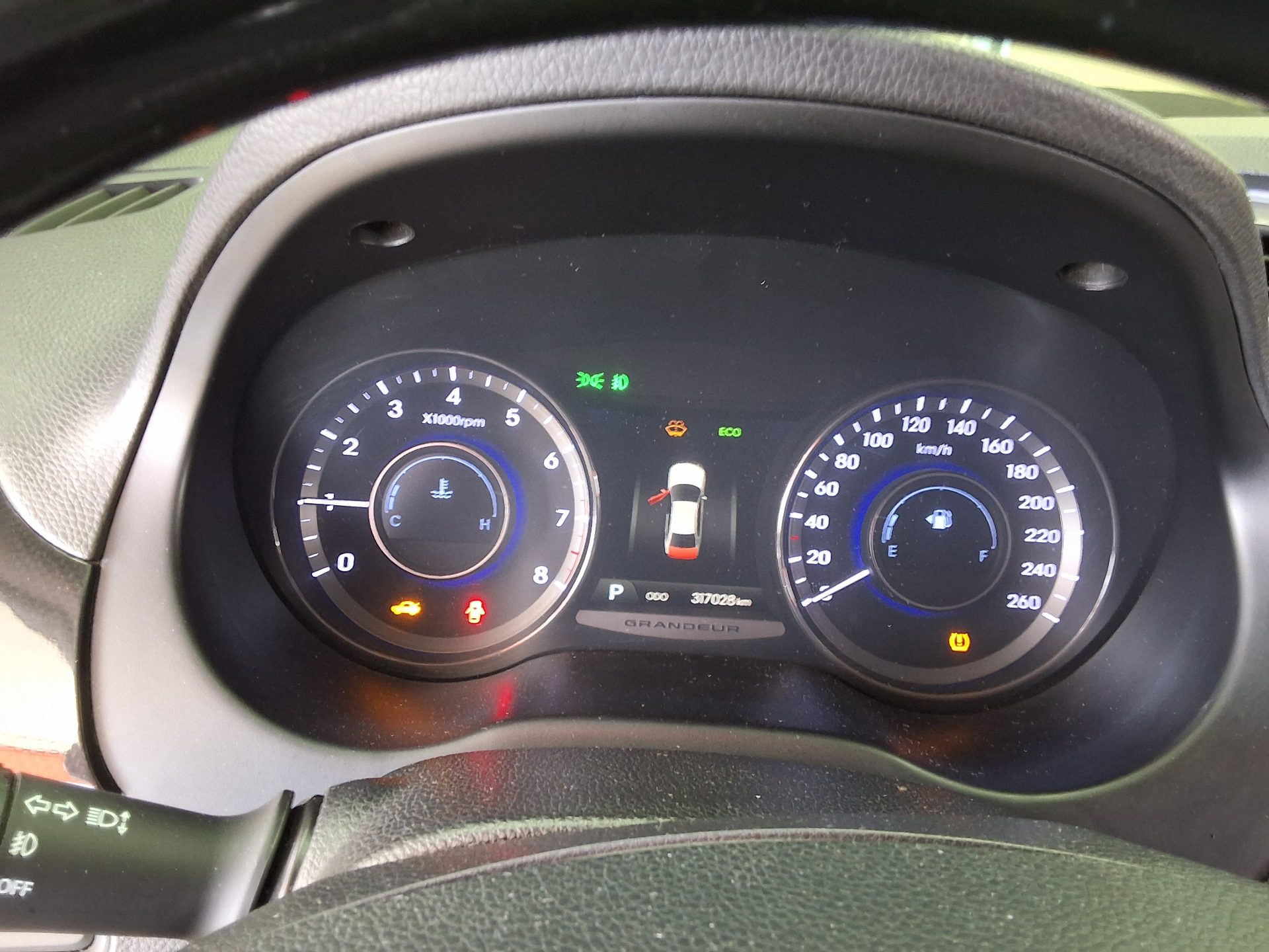 2012 - hyundai grandeur