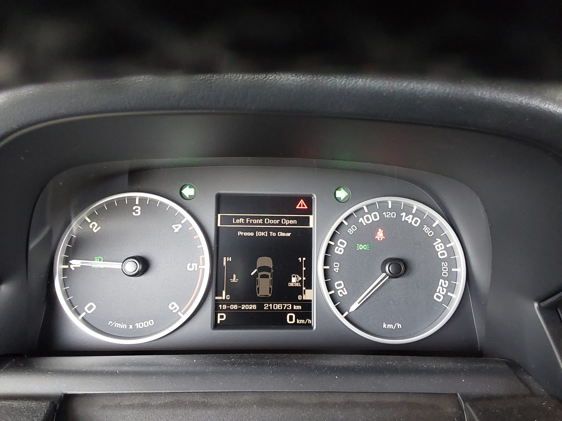 2014 - land rover discovery