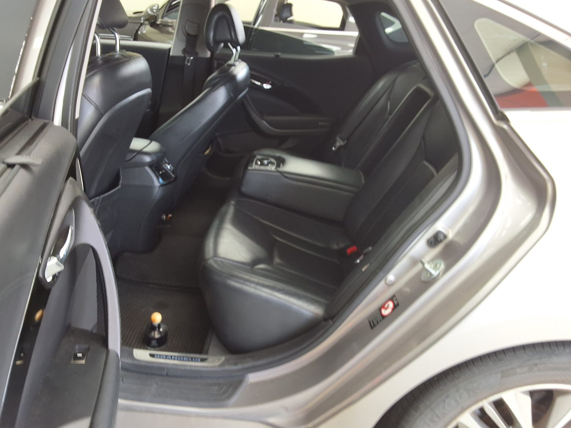 2012 - hyundai grandeur
