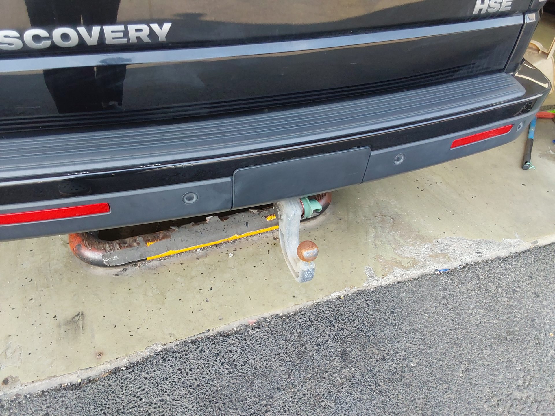 2014 - land rover discovery