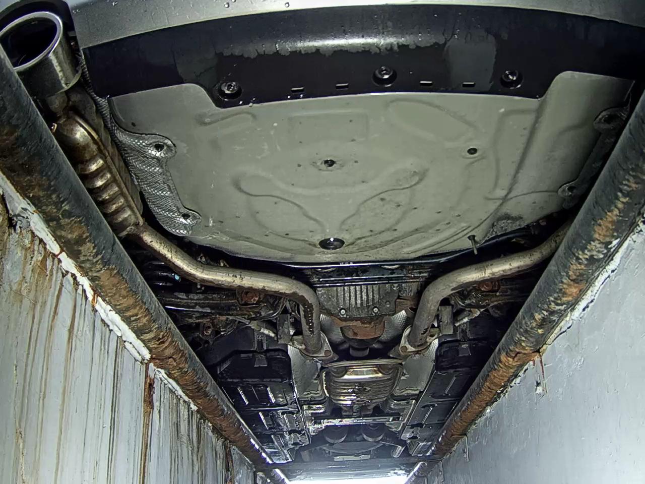 2011 - hyundai bh