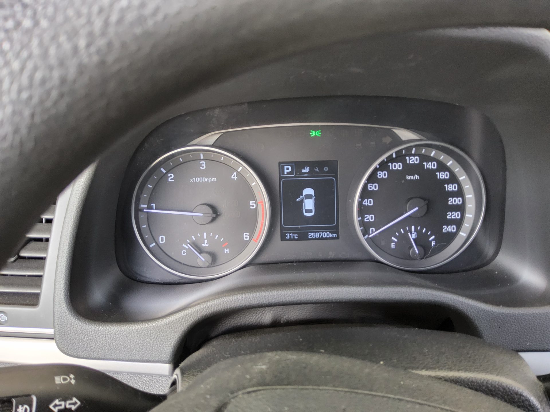 2016 - hyundai avante