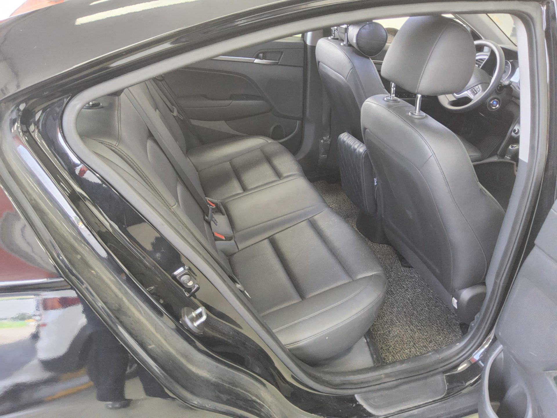 2016 - hyundai avante