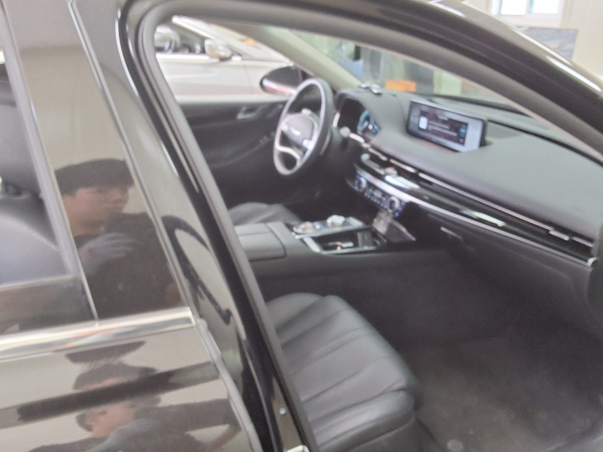 2023 - genesis g80