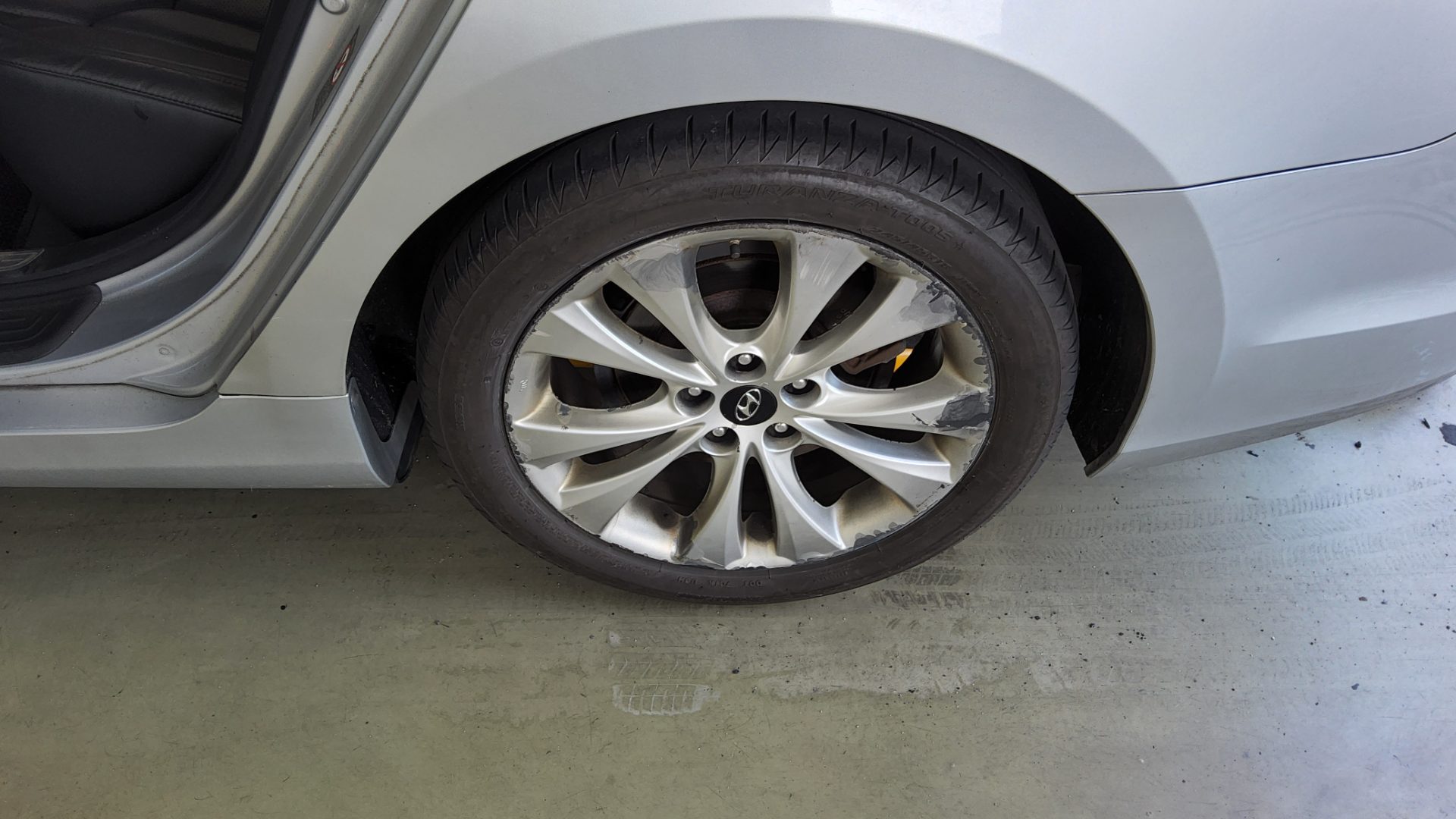 2012 - hyundai grandeur