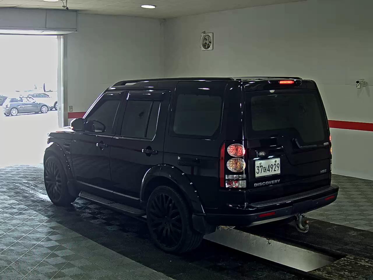 2014 - land rover discovery