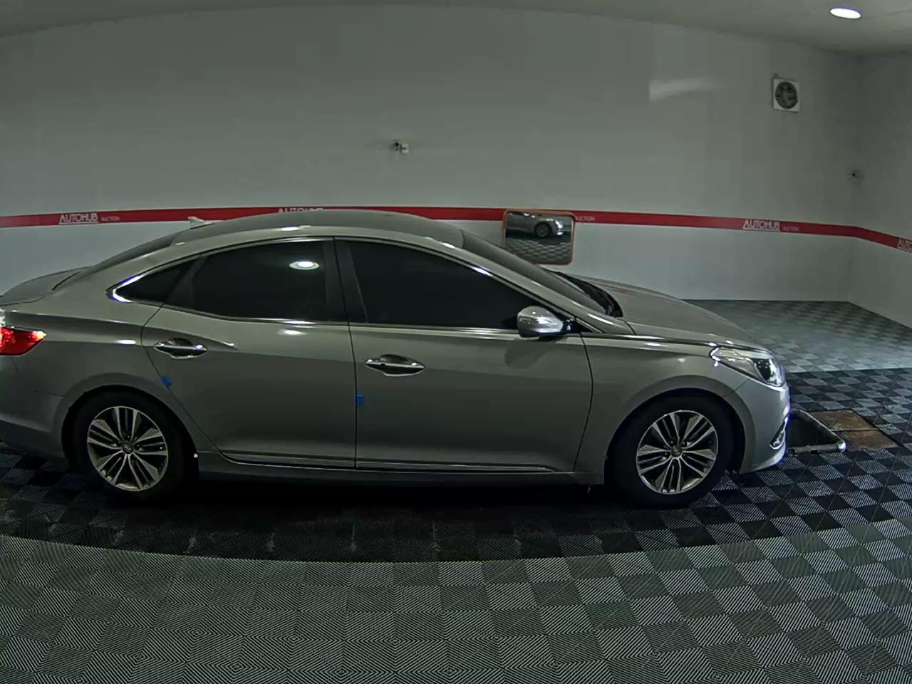 2012 - hyundai grandeur