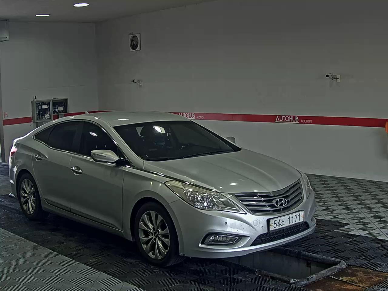 2012 - hyundai grandeur
