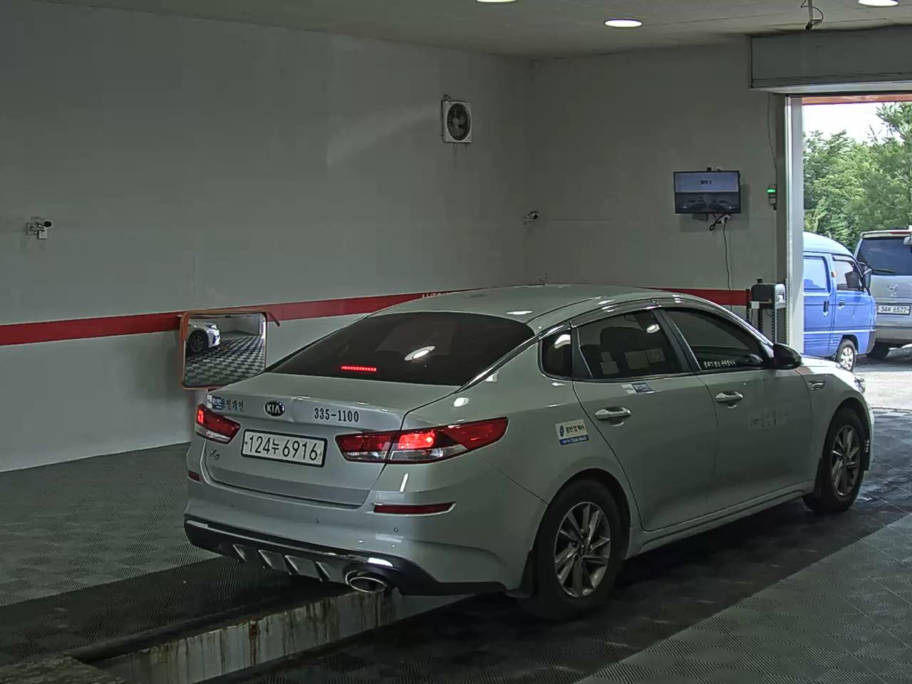 2019 - kia k5